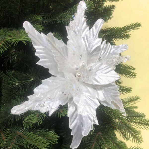 Christmas Tree Flowers White